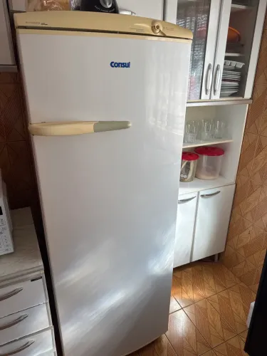 Geladeira Cônsul 360 litros