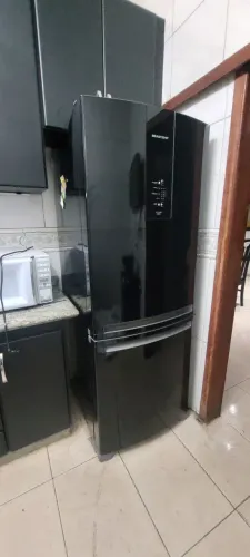 Plotagem de moveis, eletrodomésticos, parede, automóveis, portas.