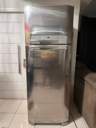 Geladeira eletrolux