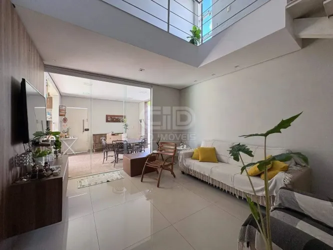 Casa à venda com 4 quartos