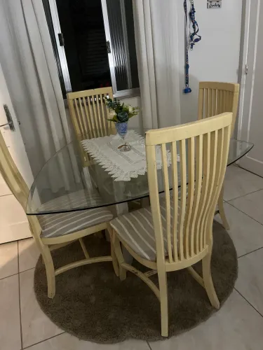 Mesa de sala de jantar