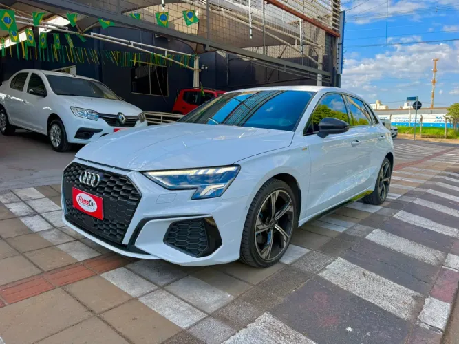 Audi A3 Sportback S-line 2.0 TFSI S-tronic 2022