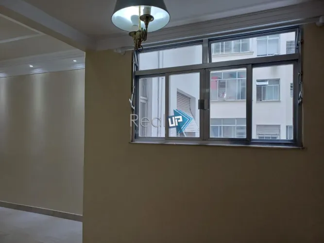 Apartamento Copacabana 3 dormitórios Posto IV