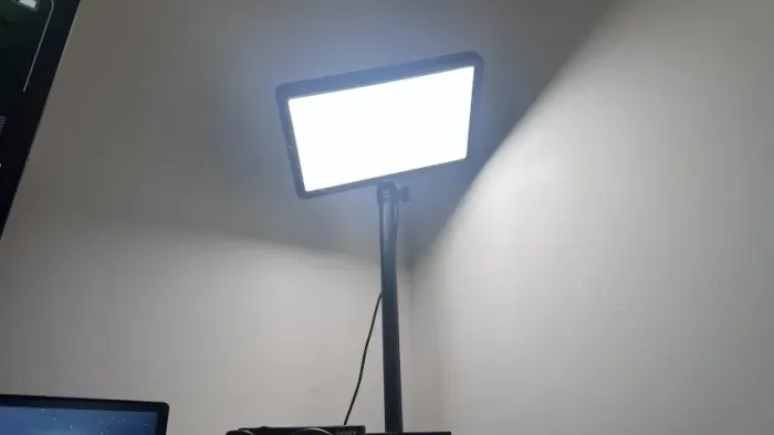 Keylight Vijim K20 + Tripé Vijim LS01