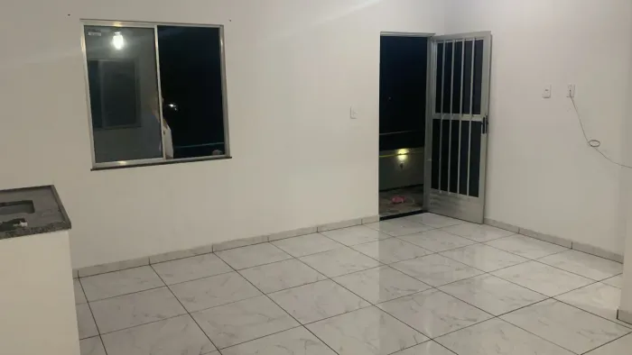 Kitnet ampla - Itaipuaçu