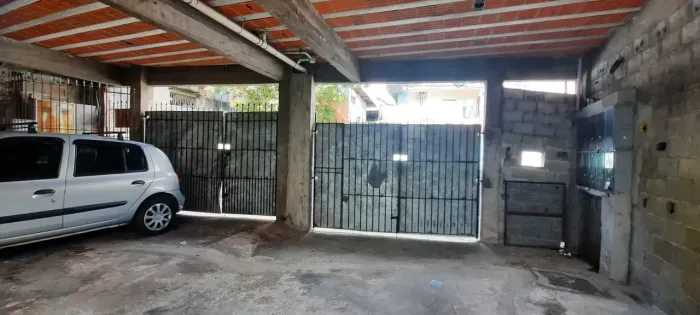 Casa 2 comodos Locação - PQ IPÊ