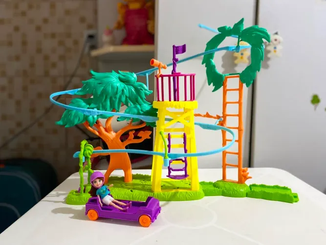 Polly Pocket - SURPRESA SAFARI diversão na tirolesa
