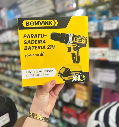 Parafusadeira 21V + maleta com acessórios - pronta entrega