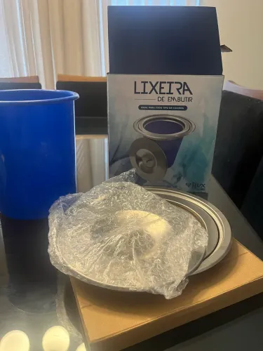 Lixeira de Embutir