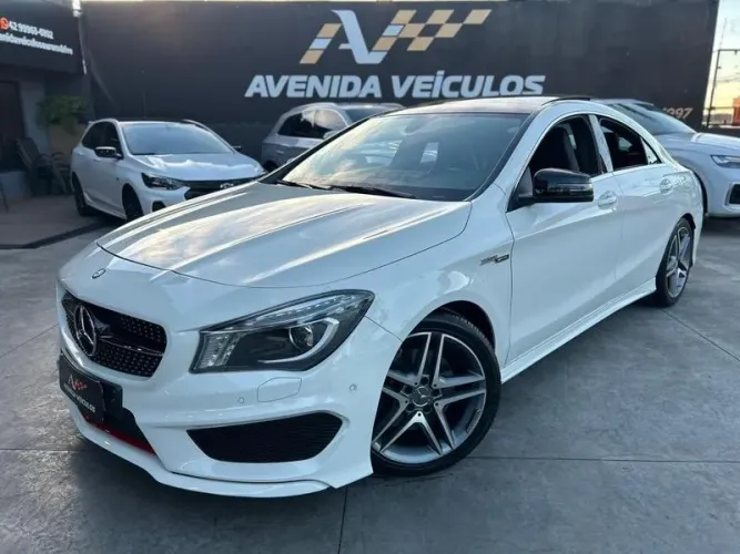 Mercedes-Benz CLA-250 Sport 4matic 2.0 16V 211cv Aut. 2015