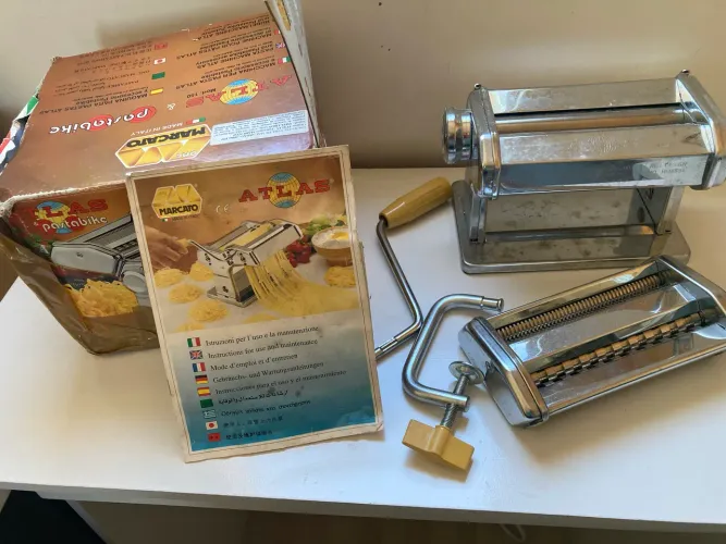 Máquina p Fazer Macarrão Atlas. Para fazer todo tipo de Massas