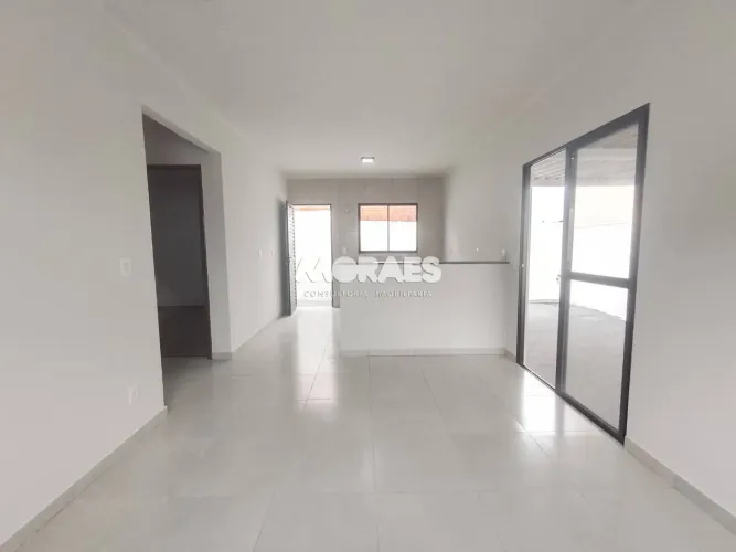 Casa com 2 dormitórios à venda, 66 m² por R$ 240.000 - Parque Viaduto - Bauru/SP