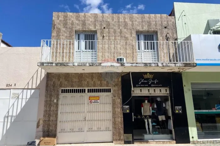 Imóvel para Locação na Rua Floriano Peixoto, Centro