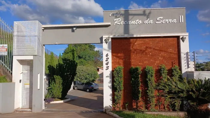 Alugo casa no condomínio recanto da serra ll