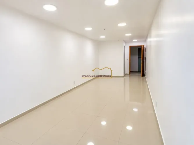 Sala Comercial no Absolutto Business Tower, 28m², com Possibilidade de Unir à Sala Vizinha