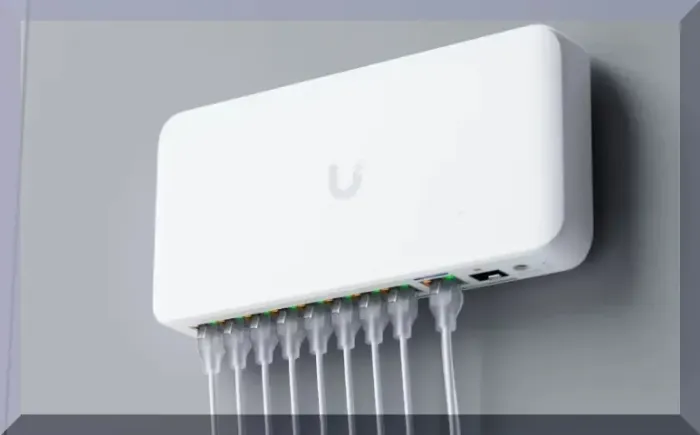 Comutador Ubiquiti USW-Flex 25G com 8 portas POE para sua rede Novo