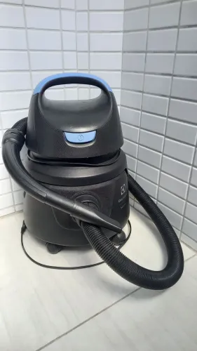 Aspirador de Pó e Água Electrolux Hidrolux Completo - Excelente Estado