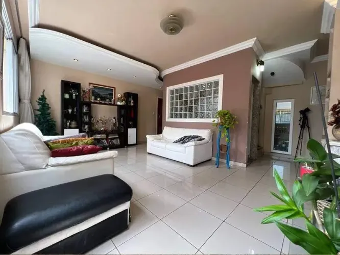 COBERTURA À VENDA 4 QUARTOS 2 SUÍTES 3 VAGAS SION BH