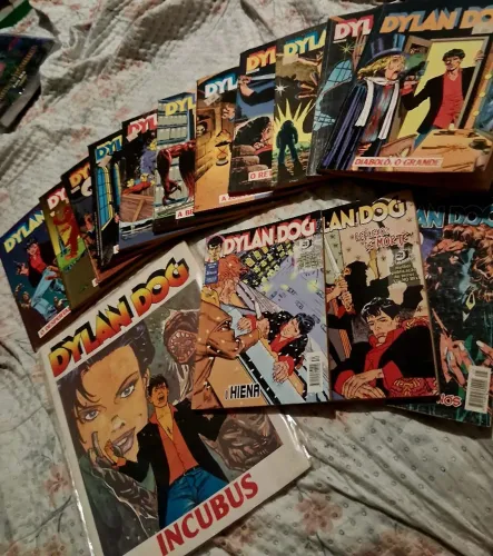 Dylan Dog 1 ao 11 (completo) + Incubus (Edição Gigante) + Brindes 