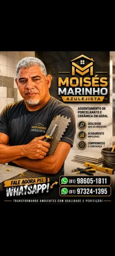 Moisés azulejista fino e rápido