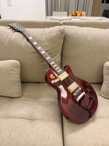 Guitarra Gibson Les Paul Studio 100th Anniversary 2015 ?