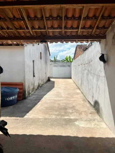 VENDE-SE CASA EM SALGADO-SE