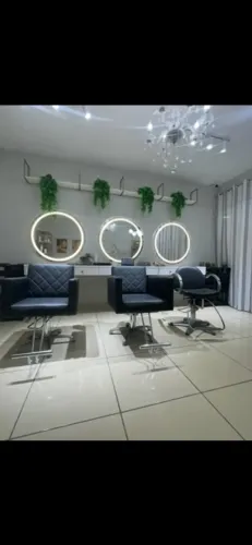 Vendo cadeiras para salão de Beleza