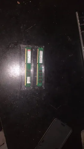 Kit 2x Memoria RAM 8 Gb KVR1333D3N9/8G 8 Gb KVR16N11/8 Desktop Pc