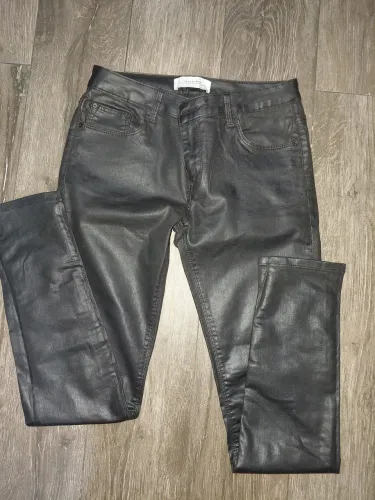 Calça resinada Skinny Zara Tam 36