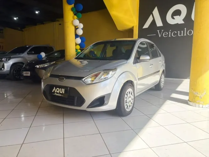 Ford Fiesta Sedan 1.0 8V Flex 4P 2014