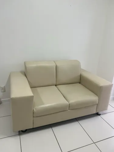 Sofá 2 lugares