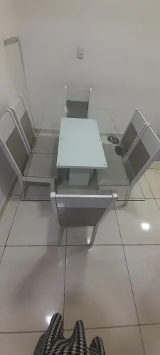 Mesa 6 cadeiras quadrada