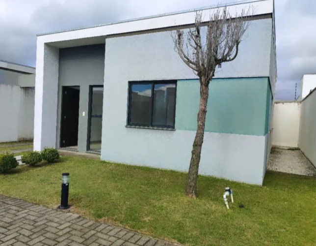 Casa térrea condomínio fechado - São José dos Pinhais - PR