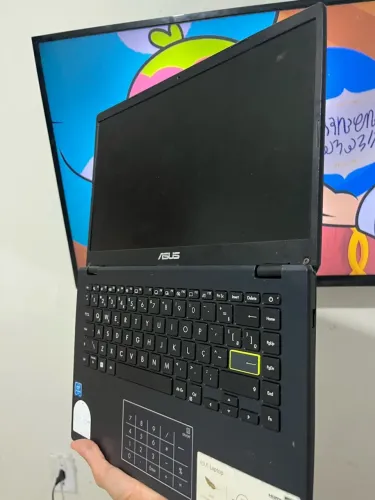 Notebook Asus E410 NumberPad