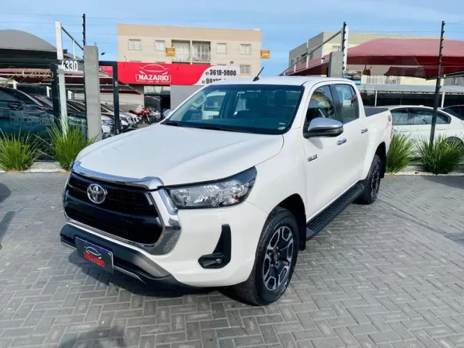 Toyota Hilux CD SRV 4X4 2.8 TDI Diesel Aut. 2021