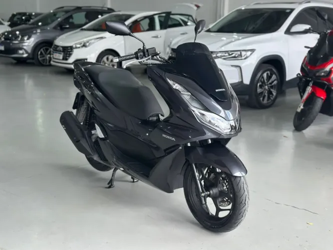 Honda PCX 160 2024 APENAS 12 MIL Rodados