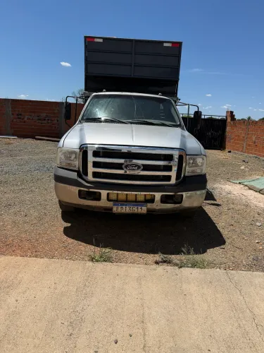 Ford F-350 3.9 Cummins Turbo Diesel Mec. 2010