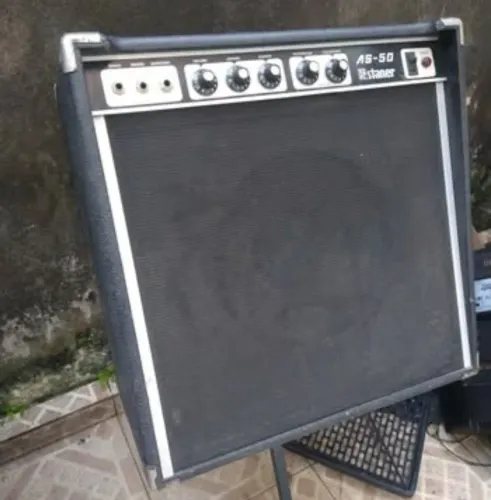 Relíquia,Cubo para baixo ,órgão e  guitarra staner AS 50,80w  funcionando perfeitamente