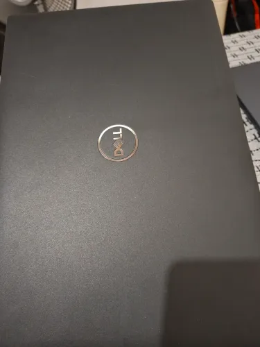 Notebool Dell Intel i5, 16GB Ram, Placa de video Intel(R) Iris(R) Xe Graphics