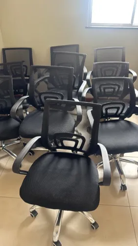 VENDO CADEIRAS DE ESCRITÓRIO