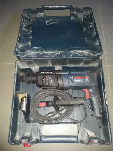 Furadeira rompedor GBH 2-224D.