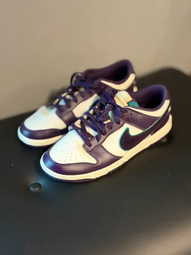 Nike Dunk Low Chenille Swoosh Grand Purple
