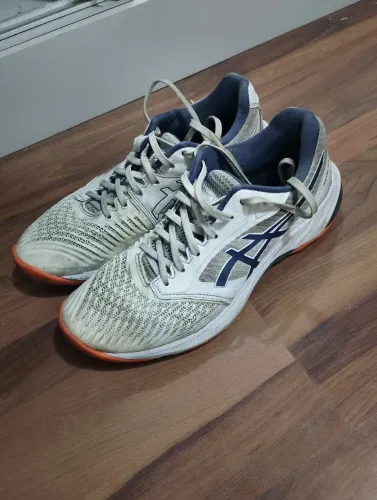 Tênis de vôlei, Asics netburner ballistic FF 4
