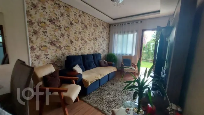 Casa à venda em Vila Nova com 140 m², 3 quartos, 1 suíte, 4 vagas