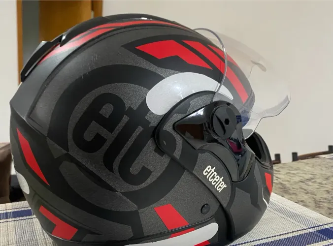 Capacete Etceter Captiva Preto e Vermelho Tam. 56