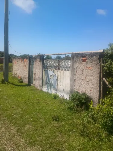 Vendo terreno todo murado com água e luz