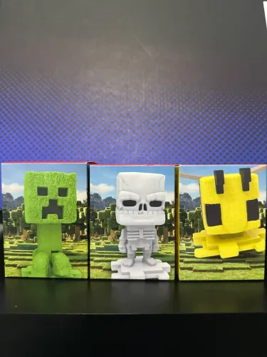 Minecraft Happy Meal McDonald?s - Kit Completo (Creeper + Skeleton + Bee) - Novos