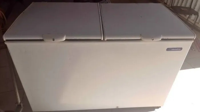 Freezer Horizontal Metalfrio 500 Litros ? 2 Tampas, Gelando Perfeitamente PRA BSUCA HJ