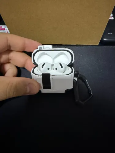AirPods 4 com Cancelamento Ativo de Ruído (ANC) Apple Original - Garantia até Março/2027