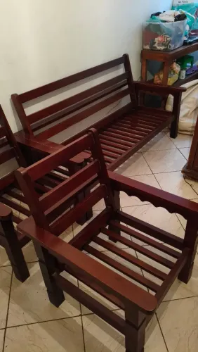 Conjunto de Sofás de Madeira